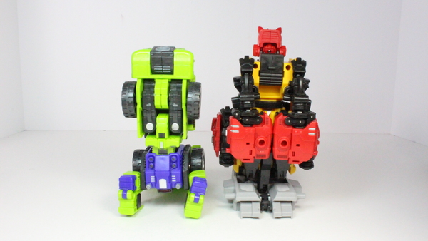 Transformers Mastermind Creations Headstrong R05 Fortis Video Review Shartimus Prime Image  (45 of 45)